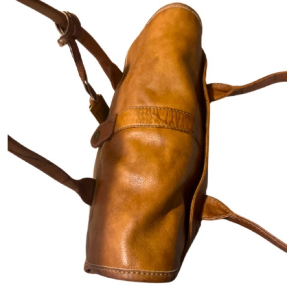 Frye Campus Satchel, Women's Campus Hobo Bag, 100% Dakota Red Burnt Leather - Picture 11 of 15